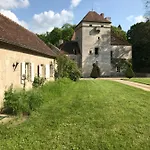 فندق مبيت وإفطار Chateau De Vesset Tréteau