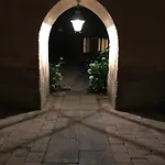 Chateau De Vesset فندق مبيت وإفطار 4*