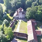 فندق مبيت وإفطار Chateau De Vesset Tréteau