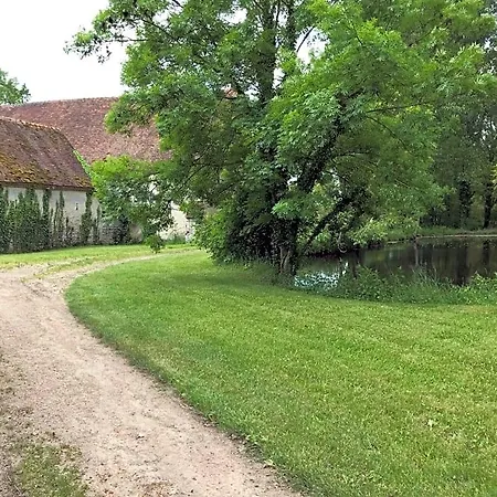 Chateau De Vesset Tréteau